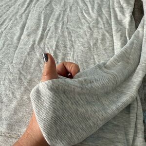 Athleta Super Soft Modal Heather Gray Crew Neck Top w thumb holes